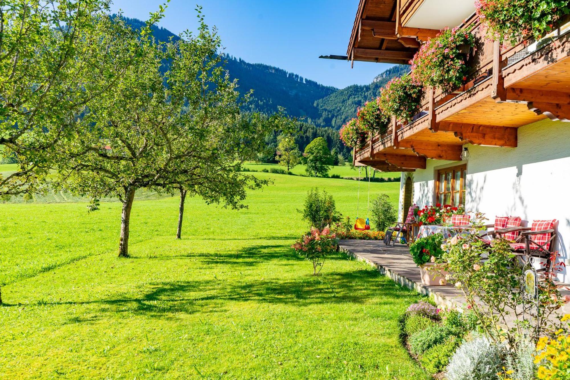Ferienwohnungen Hollweger Inkl. Chiemgaukarte Ruhpolding Exterior photo